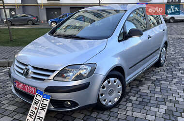 Хетчбек Volkswagen Golf 2007 в Івано-Франківську