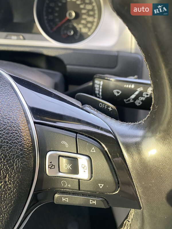 Универсал Volkswagen Golf 2015 в Киеве фото 21 Универсал Volkswagen Golf 2015 в Киеве