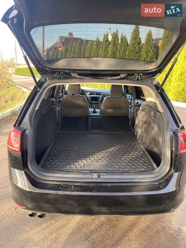 Универсал Volkswagen Golf 2015 в Киеве фото 24 Универсал Volkswagen Golf 2015 в Киеве