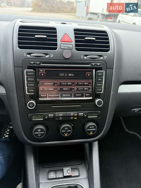 Хэтчбек Volkswagen Golf 2008 в Белой Церкви