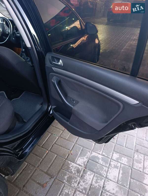 Универсал Volkswagen Golf 2013 в Славуте фото 13 Универсал Volkswagen Golf 2013 в Славуте