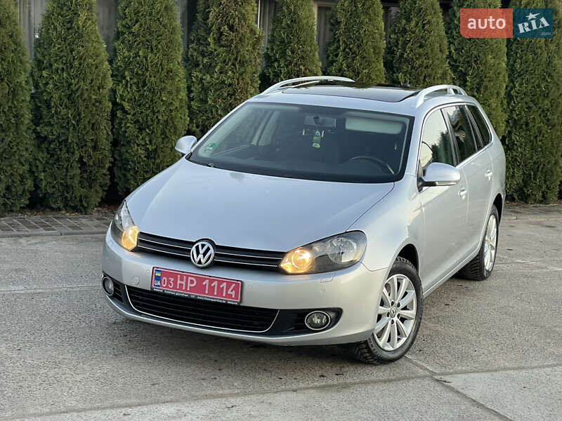 Універсал Volkswagen Golf 2011 в Сарнах