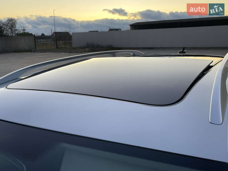 Універсал Volkswagen Golf 2011 в Сарнах