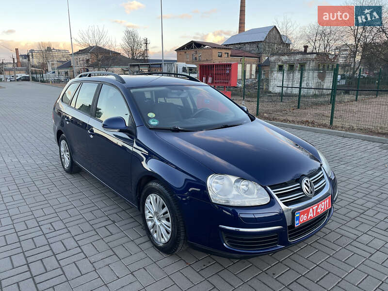 Універсал Volkswagen Golf 2007 в Житомирі