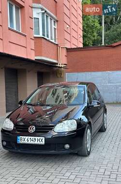 Хэтчбек Volkswagen Golf 2006 в Хмельницком