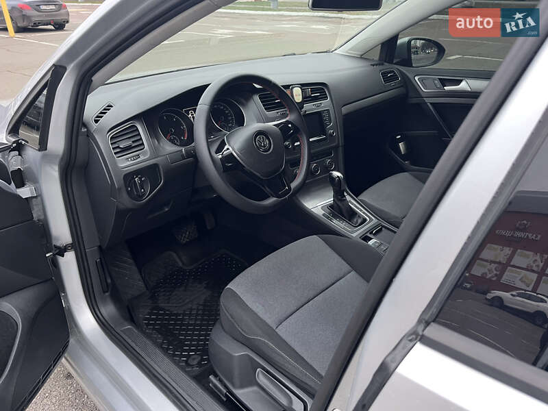 Универсал Volkswagen Golf 2013 в Киеве фото 8 Универсал Volkswagen Golf 2013 в Киеве