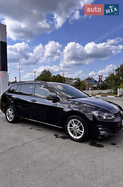 Універсал Volkswagen Golf 2013 в Охтирці