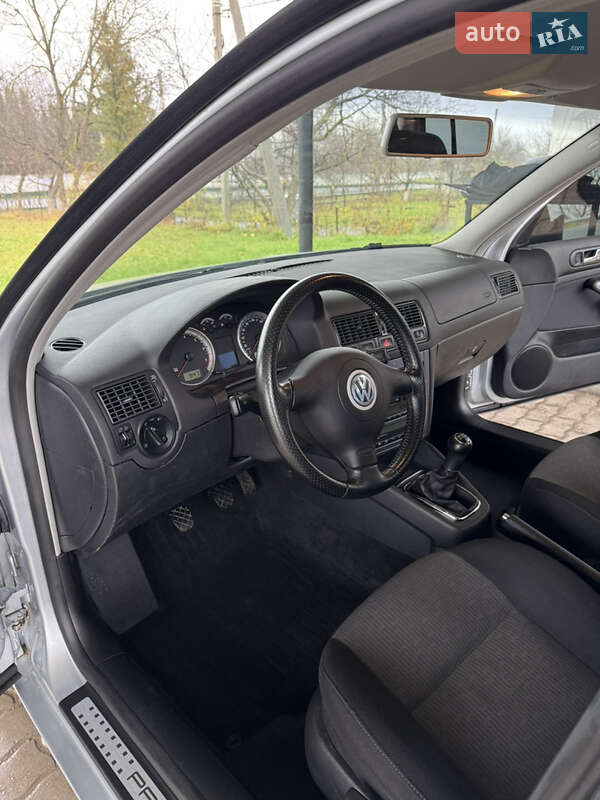 Хетчбек Volkswagen Golf 2003 в Чемерівцях фото 11 Хетчбек Volkswagen Golf 2003 в Чемерівцях