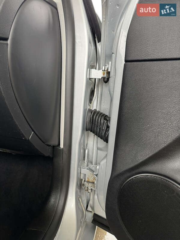 Хетчбек Volkswagen Golf 2003 в Чемерівцях фото 27 Хетчбек Volkswagen Golf 2003 в Чемерівцях