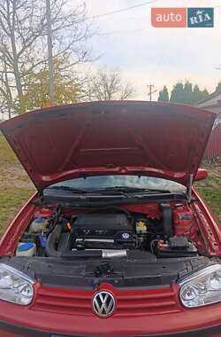 Універсал Volkswagen Golf 2001 в Городищеві