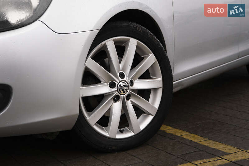 Универсал Volkswagen Golf 2010 в Ужгороде