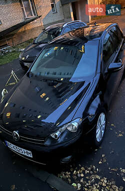 Хэтчбек Volkswagen Golf 2011 в Луцке