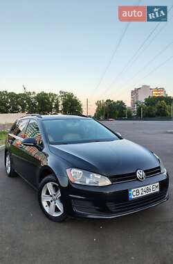 Универсал Volkswagen Golf 2015 в Чернигове