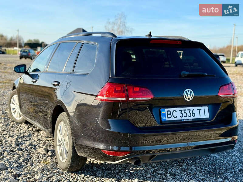 Універсал Volkswagen Golf 2014 в Новояворівську