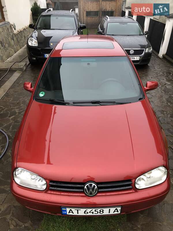 Хэтчбек Volkswagen Golf 1998 в Коломые