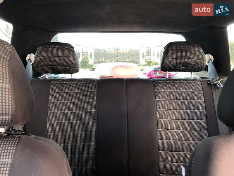 Хэтчбек Volkswagen Golf 1998 в Коломые