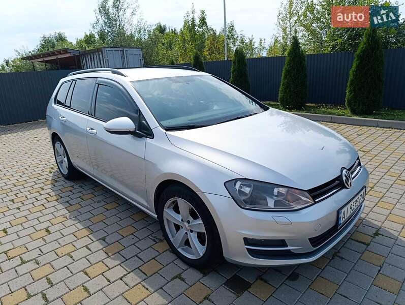 Универсал Volkswagen Golf 2014 в Иршаве