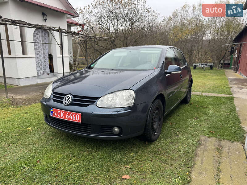 Хэтчбек Volkswagen Golf 2007 в Сторожинце