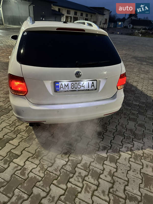 Универсал Volkswagen Golf 2010 в Житомире фото 12 Универсал Volkswagen Golf 2010 в Житомире