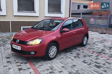 Хэтчбек Volkswagen Golf 2009 в Виноградове