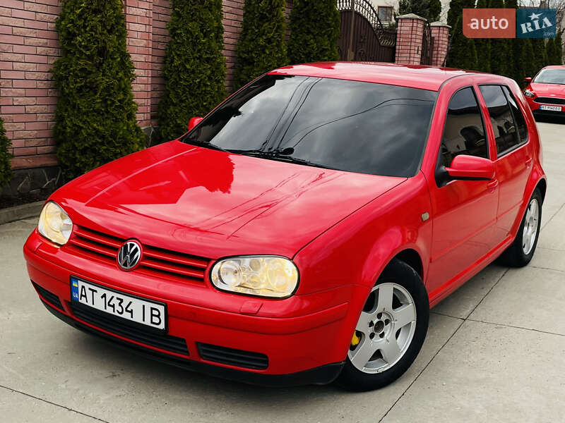 Хетчбек Volkswagen Golf 1998 в Івано-Франківську