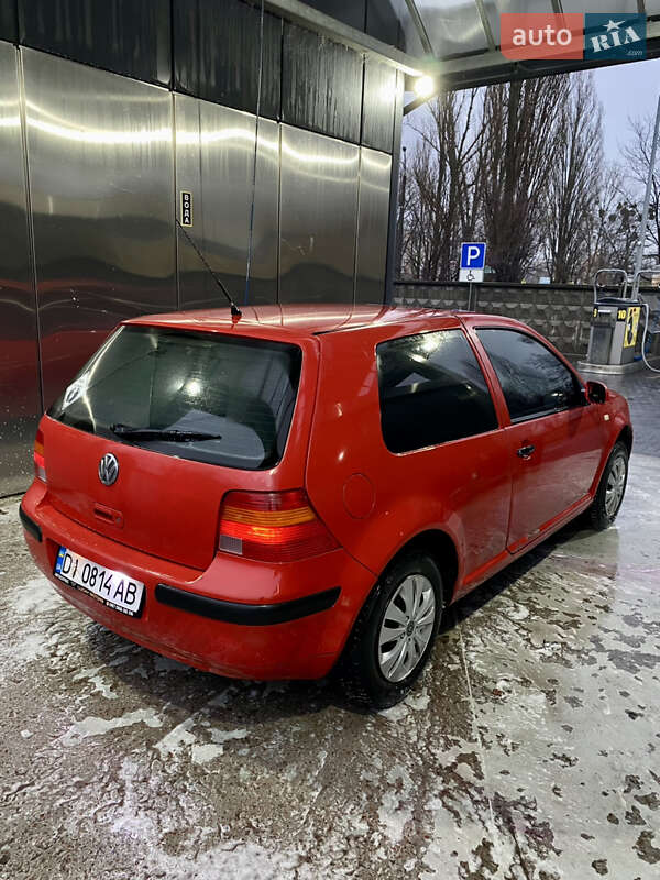 Хэтчбек Volkswagen Golf 1999 в Вышгороде