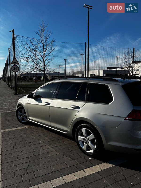 Универсал Volkswagen Golf 2014 в Мукачево