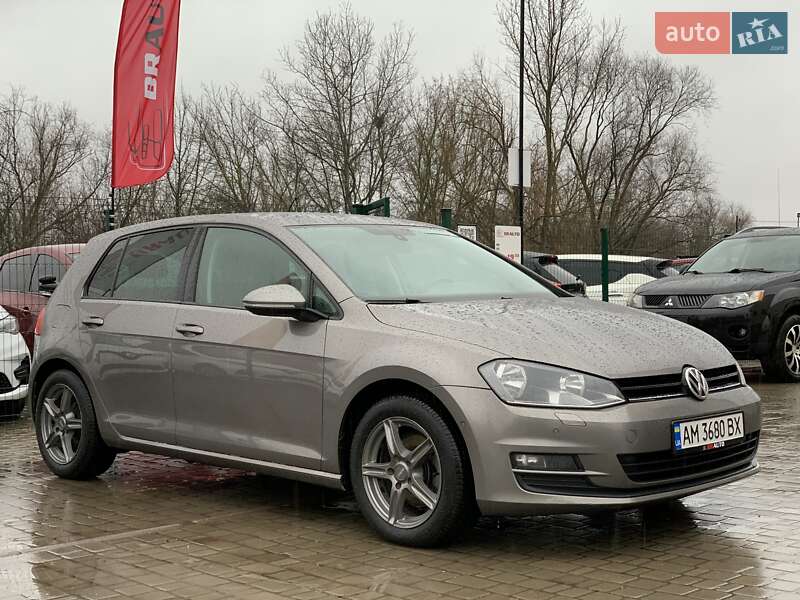 Хэтчбек Volkswagen Golf 2013 в Бердичеве