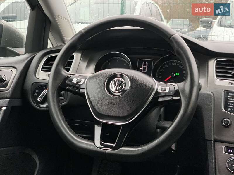 Хэтчбек Volkswagen Golf 2013 в Бердичеве