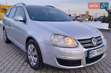 Універсал Volkswagen Golf 2009 в Бродах