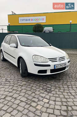 Хэтчбек Volkswagen Golf 2005 в Мукачево