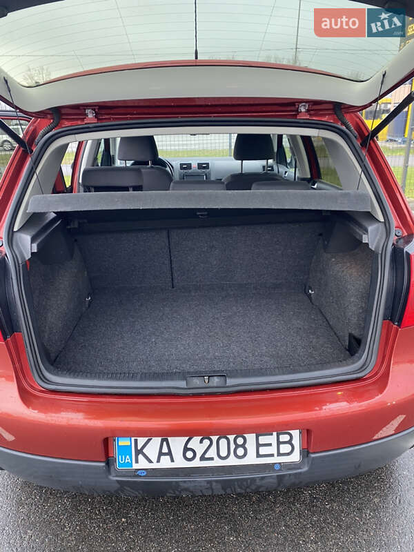 Хэтчбек Volkswagen Golf 2008 в Киеве фото 6 Хэтчбек Volkswagen Golf 2008 в Киеве