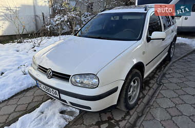 Универсал Volkswagen Golf 1999 в Николаеве