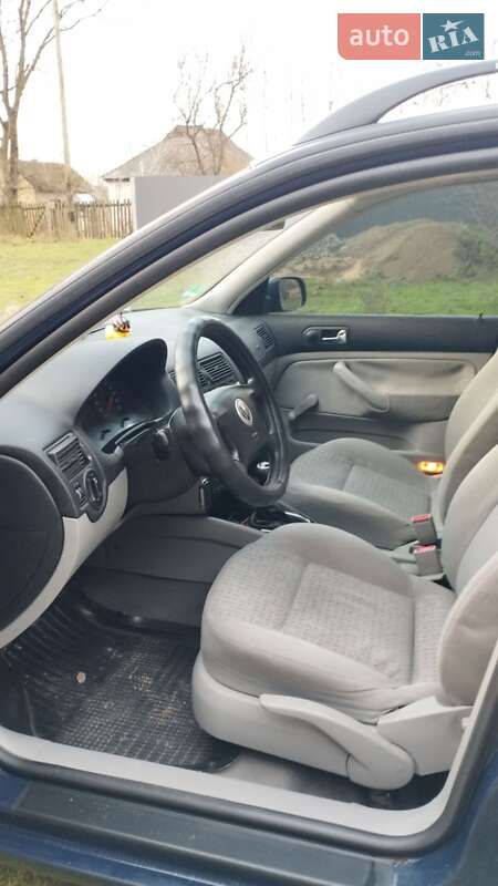 Универсал Volkswagen Golf 2000 в Корсуне-Шевченковском