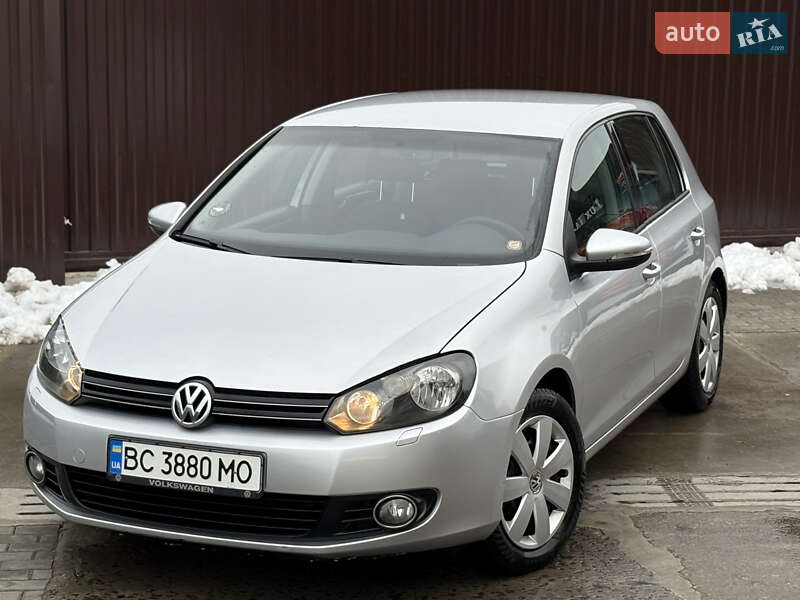 Хэтчбек Volkswagen Golf 2010 в Ходорове фото Хэтчбек Volkswagen Golf 2010 в Ходорове