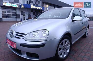 Хетчбек Volkswagen Golf 2006 в Сарнах
