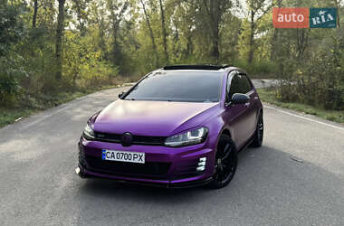 Хэтчбек Volkswagen Golf 2014 в Звенигородке