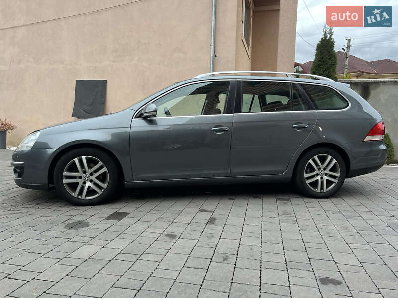 Универсал Volkswagen Golf 2009 в Мукачево