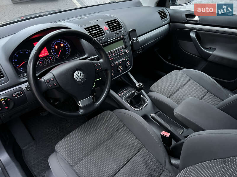 Универсал Volkswagen Golf 2009 в Мукачево