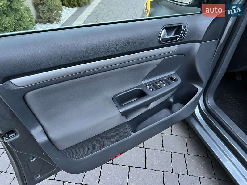 Универсал Volkswagen Golf 2009 в Мукачево