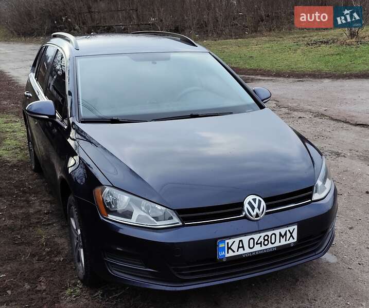 Універсал Volkswagen Golf 2015 в Козелеці