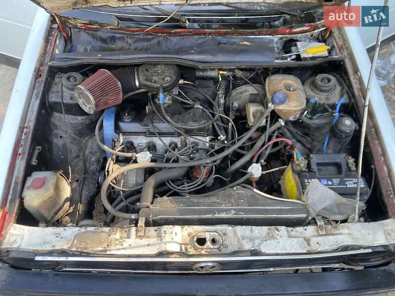 Хэтчбек Volkswagen Golf 1982 в Одессе