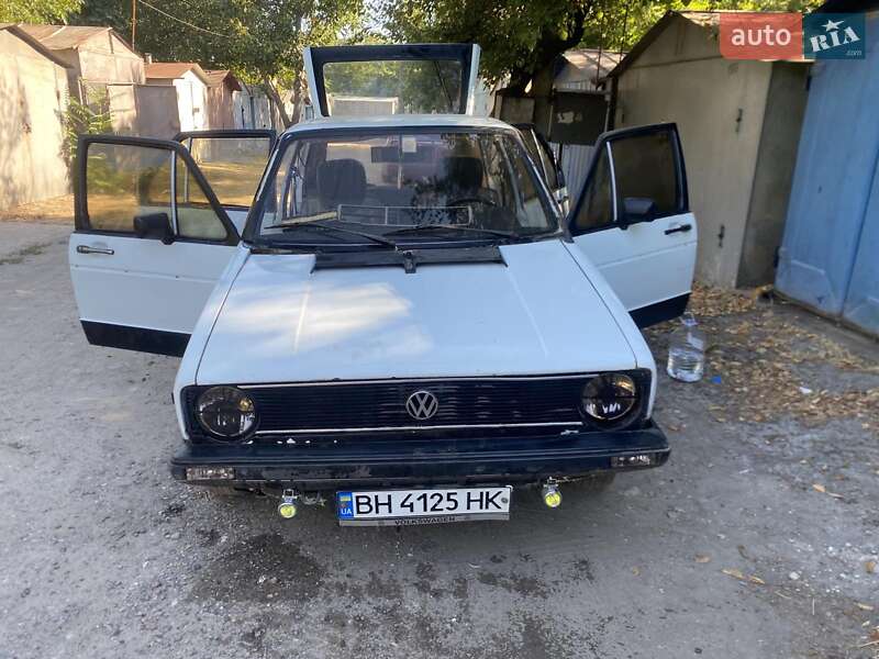 Хэтчбек Volkswagen Golf 1982 в Одессе