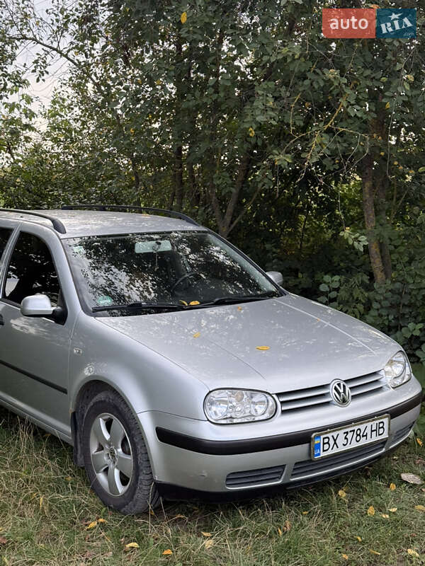 Volkswagen Golf 2002