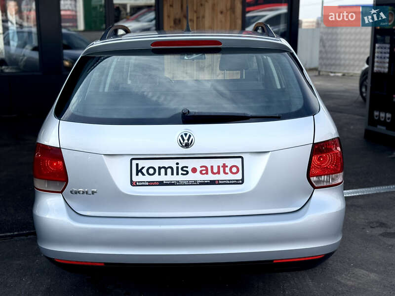 Універсал Volkswagen Golf 2009 в Вінниці