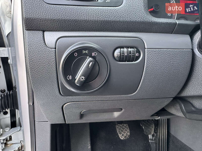 Універсал Volkswagen Golf 2009 в Вінниці