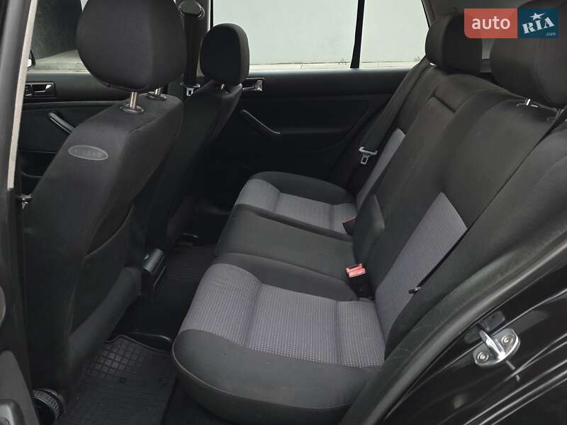 Хэтчбек Volkswagen Golf 2003 в Тернополе фото 24 Хэтчбек Volkswagen Golf 2003 в Тернополе