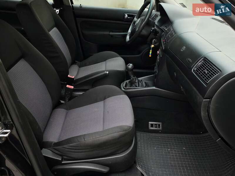 Хэтчбек Volkswagen Golf 2003 в Тернополе фото 30 Хэтчбек Volkswagen Golf 2003 в Тернополе