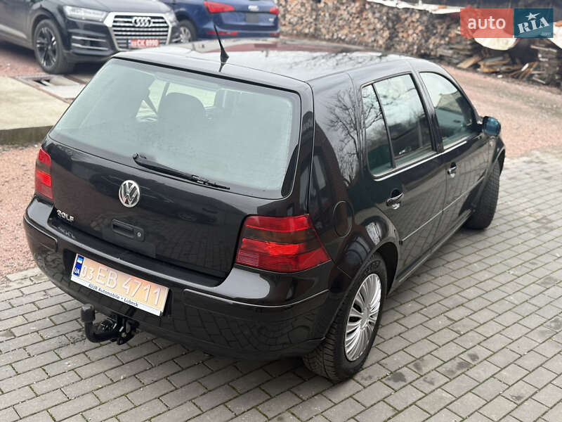 Хэтчбек Volkswagen Golf 1999 в Луцке