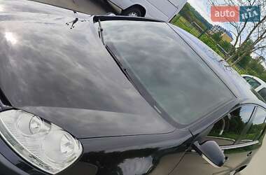 Хетчбек Volkswagen Golf 2005 в Летичіві